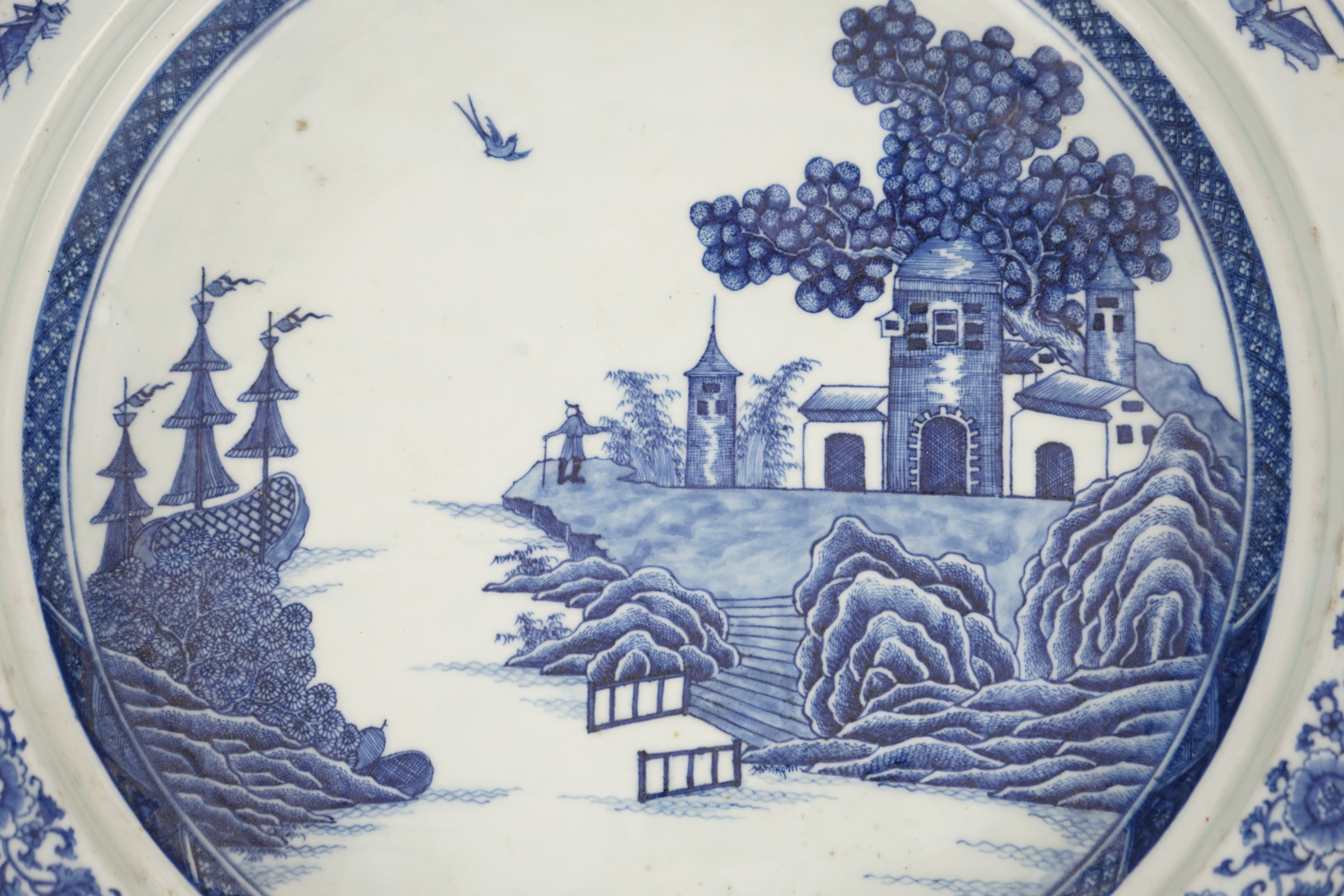 An unusual Chinese European subject blue and white shallow basin, Qianlong period